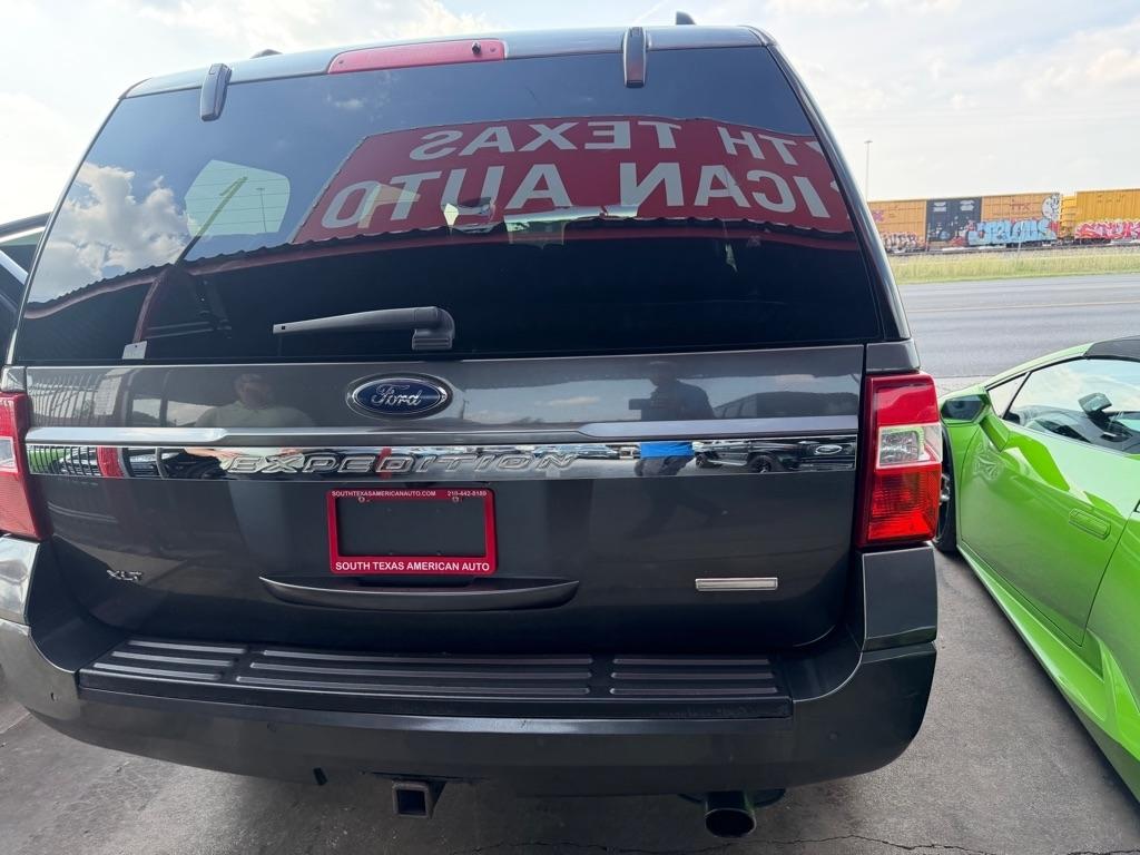 Ford Expedition XLT 4WD 2017