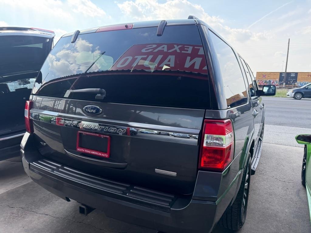 Ford Expedition XLT 4WD 2017