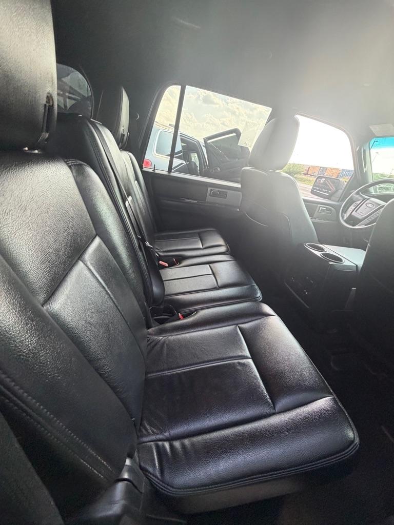 Ford Expedition XLT 4WD 2017