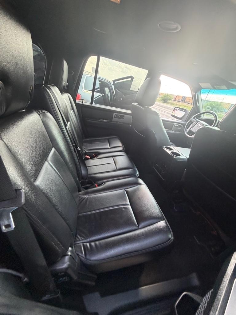 Ford Expedition XLT 4WD 2017