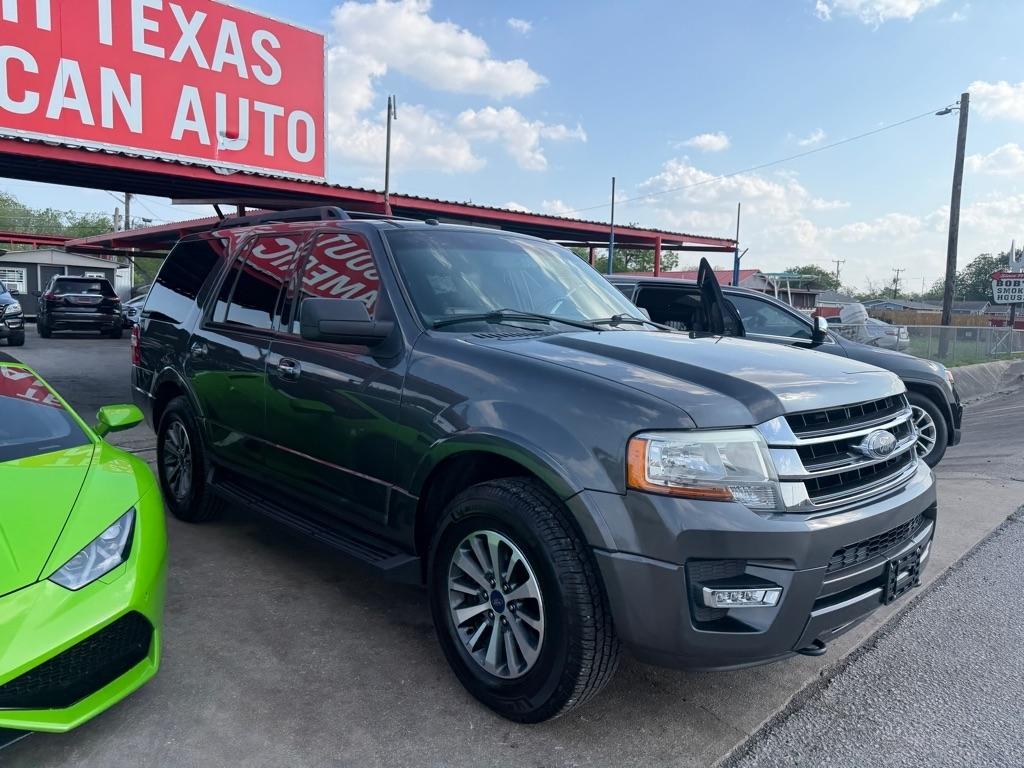 Ford Expedition XLT 4WD 2017