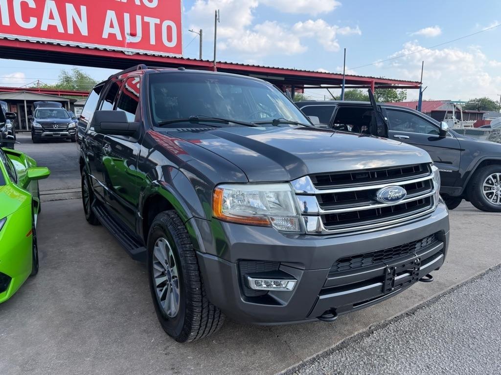 Ford Expedition XLT 4WD 2017