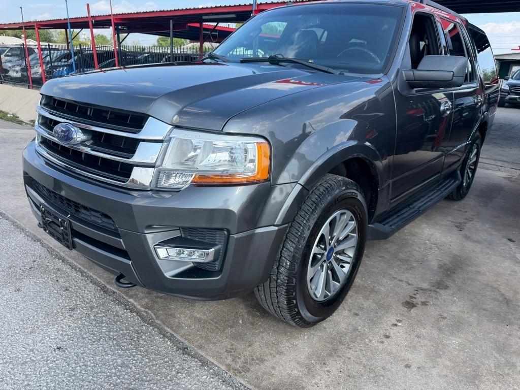 Ford Expedition XLT 4WD 2017