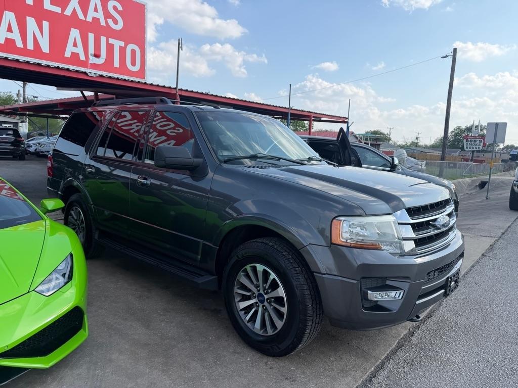 Ford Expedition XLT 4WD 2017