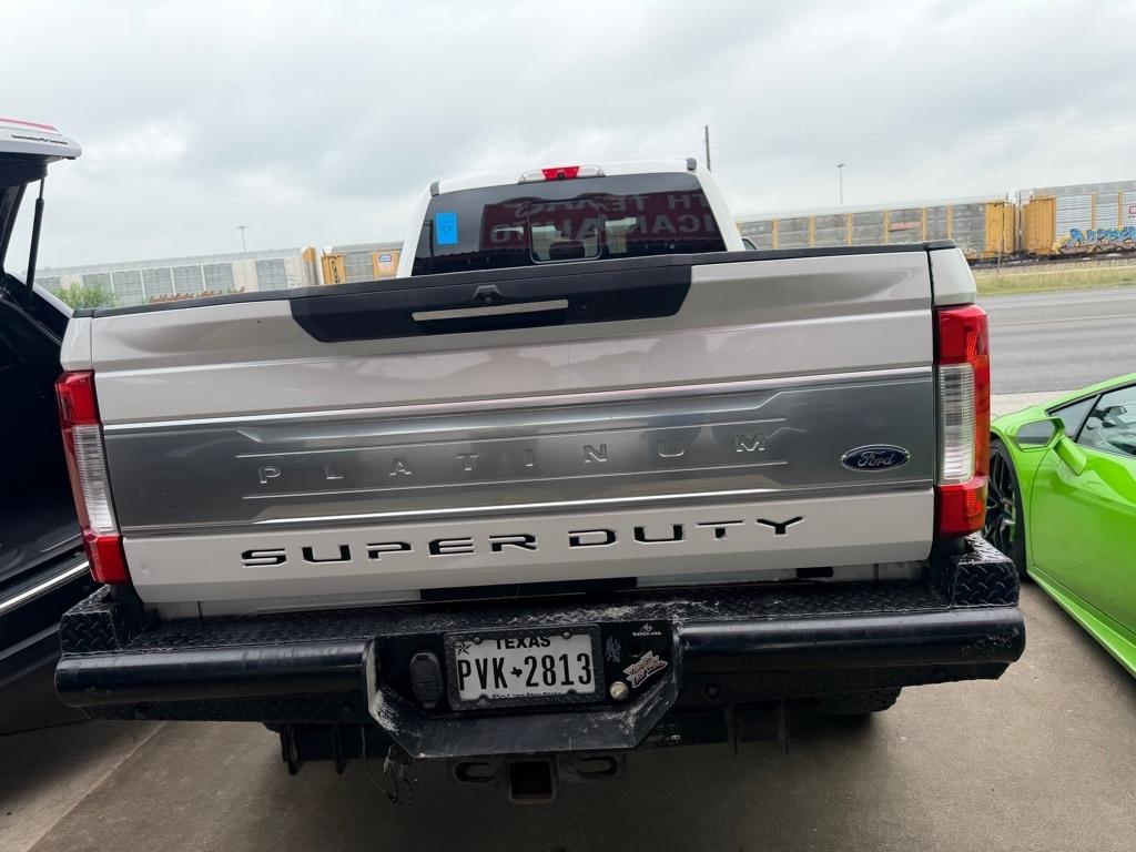 Ford F-350 SD Platinum Crew Cab 4WD 2019
