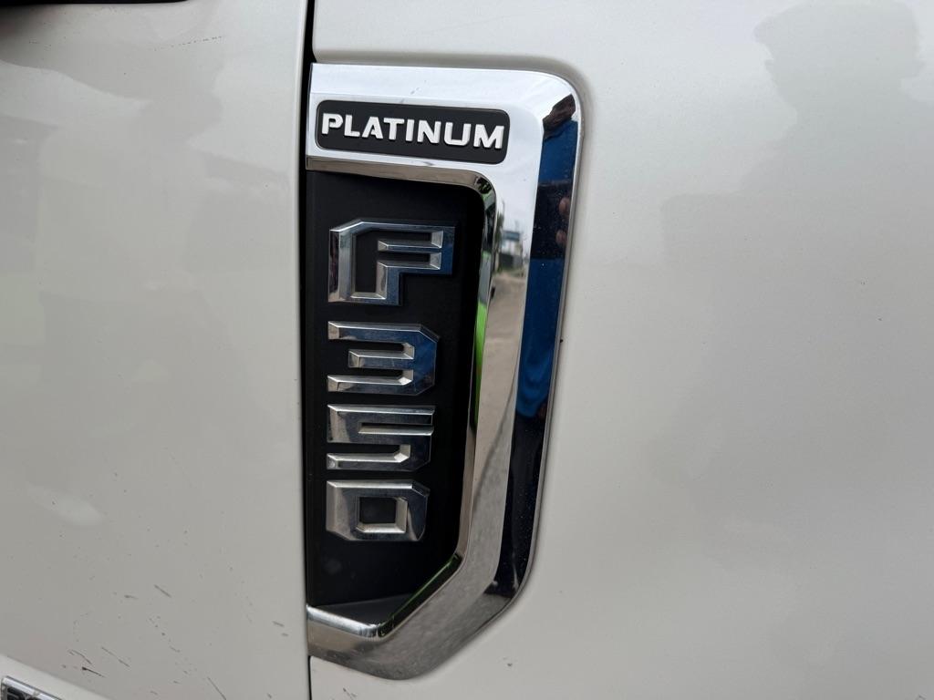 Ford F-350 SD Platinum Crew Cab 4WD 2019