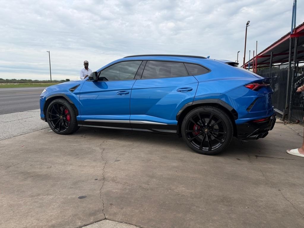 Lamborghini Urus Base 2019