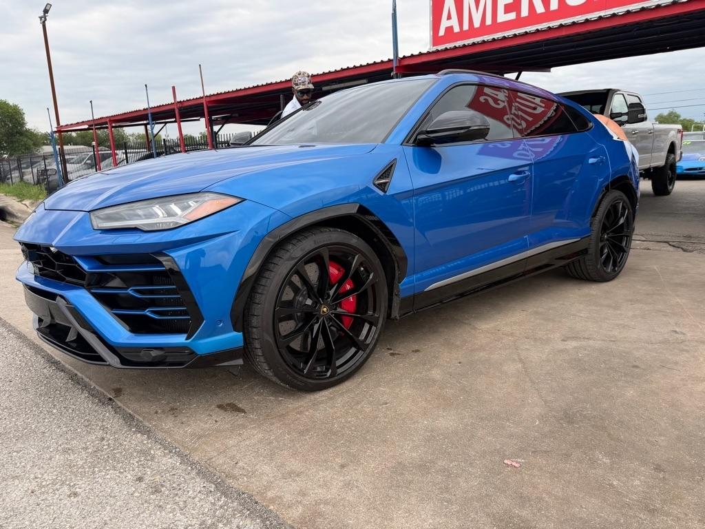 Lamborghini Urus Base 2019