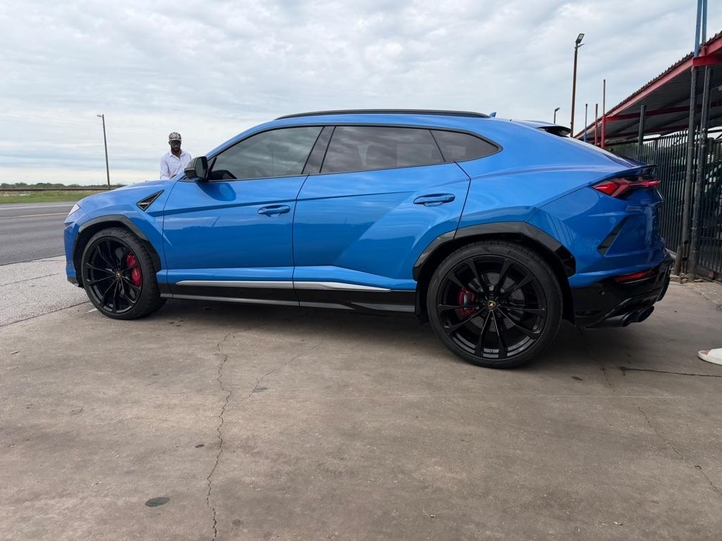 Lamborghini Urus Base 2019