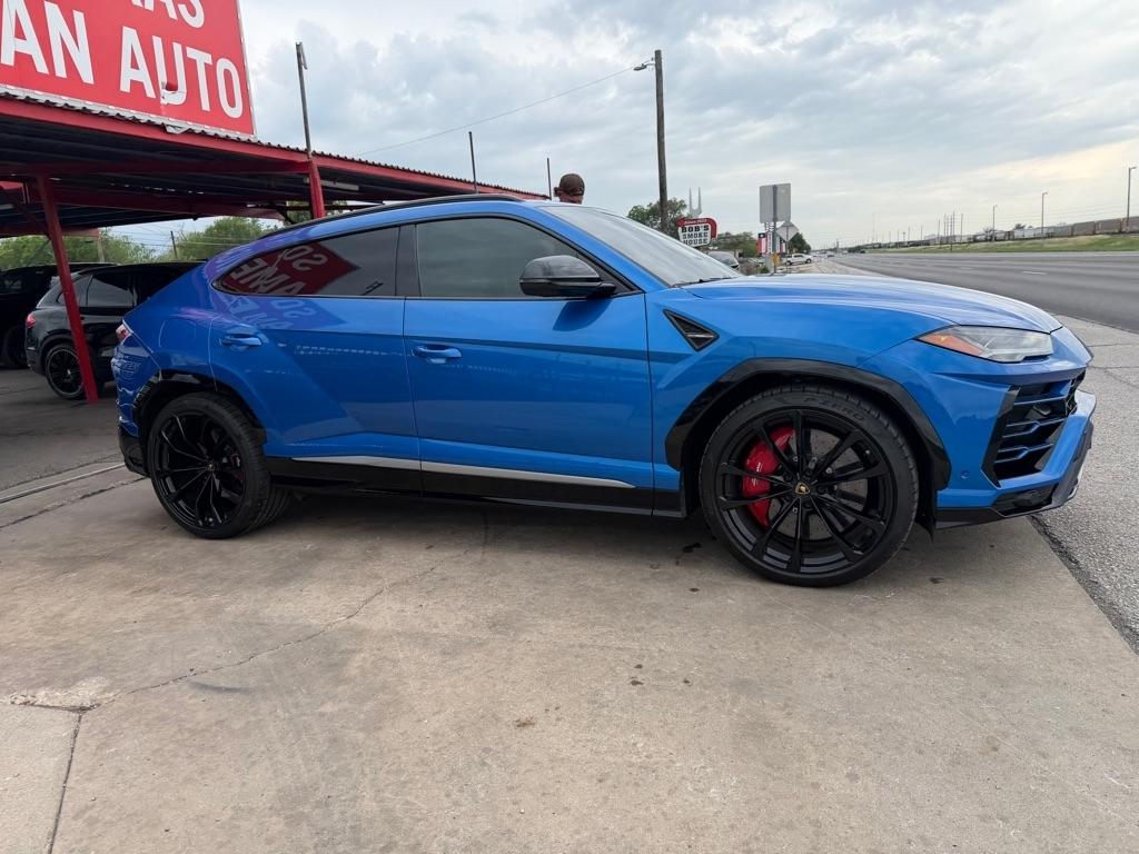 Lamborghini Urus Base 2019
