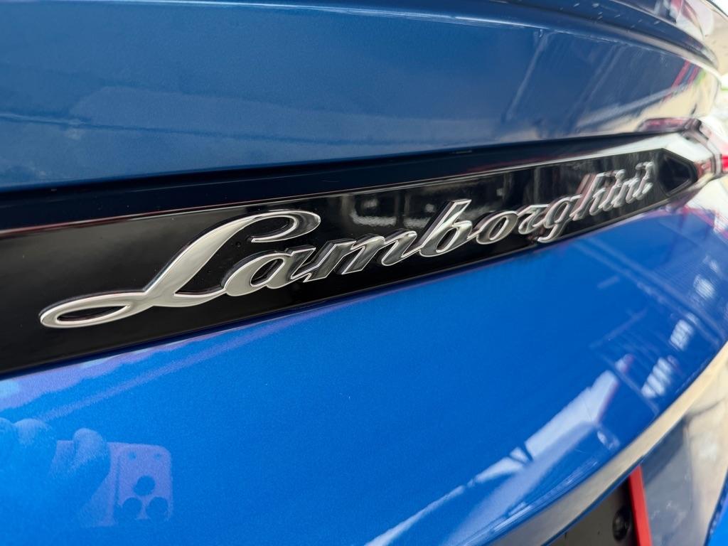 Lamborghini Urus Base 2019