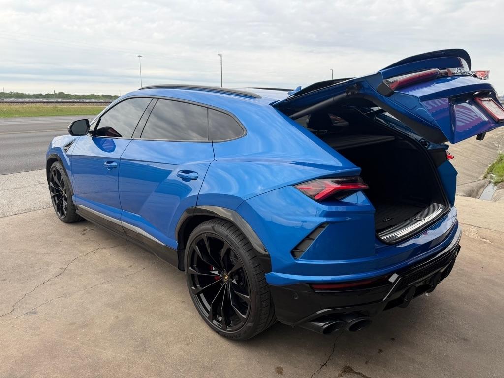 Lamborghini Urus Base 2019