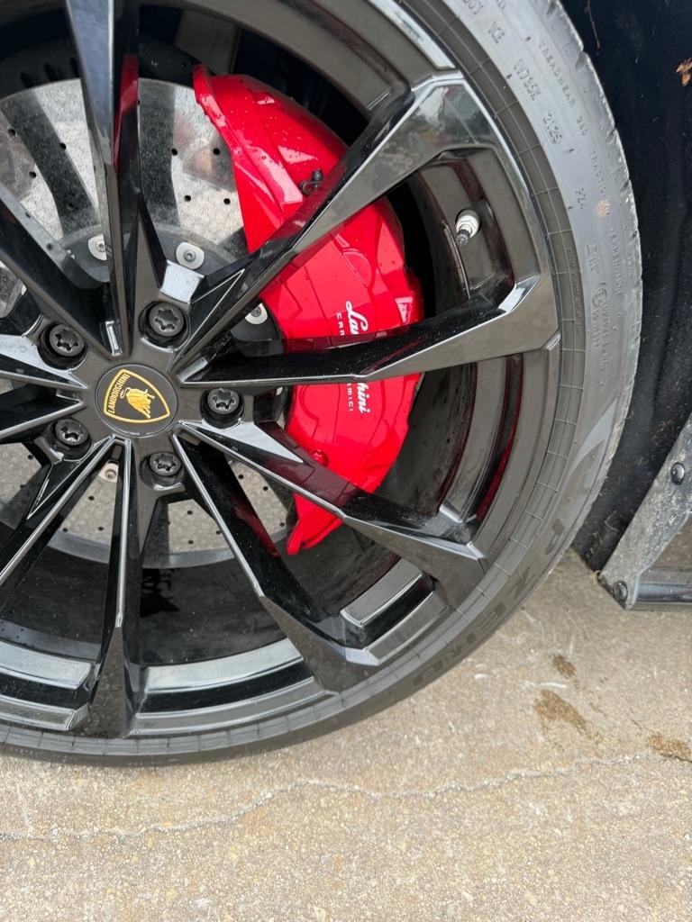 Lamborghini Urus Base 2019
