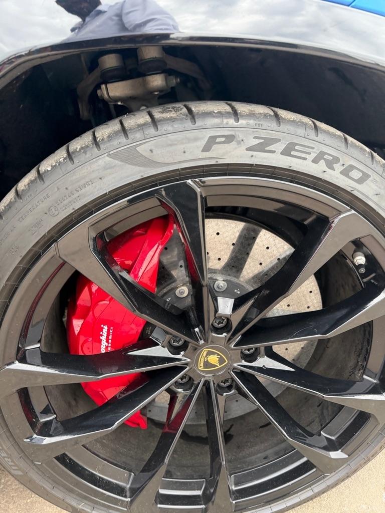 Lamborghini Urus Base 2019