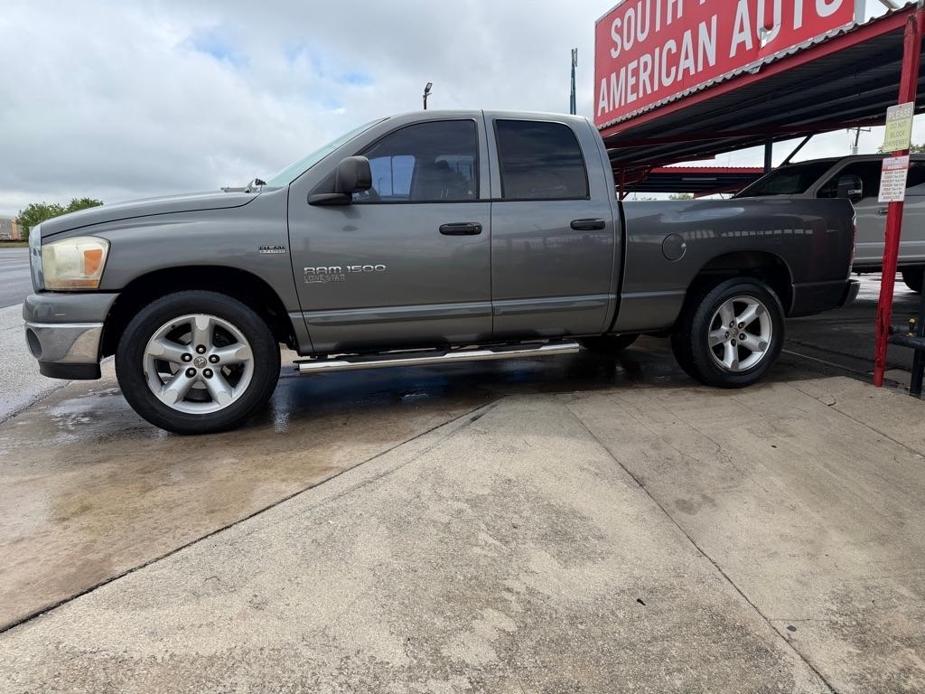 Dodge Ram 1500 ST Quad Cab 2WD 2006