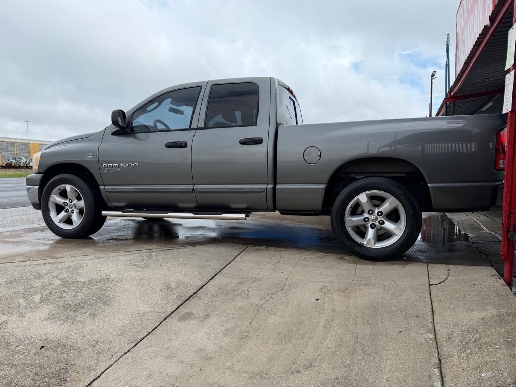 Dodge Ram 1500 ST Quad Cab 2WD 2006