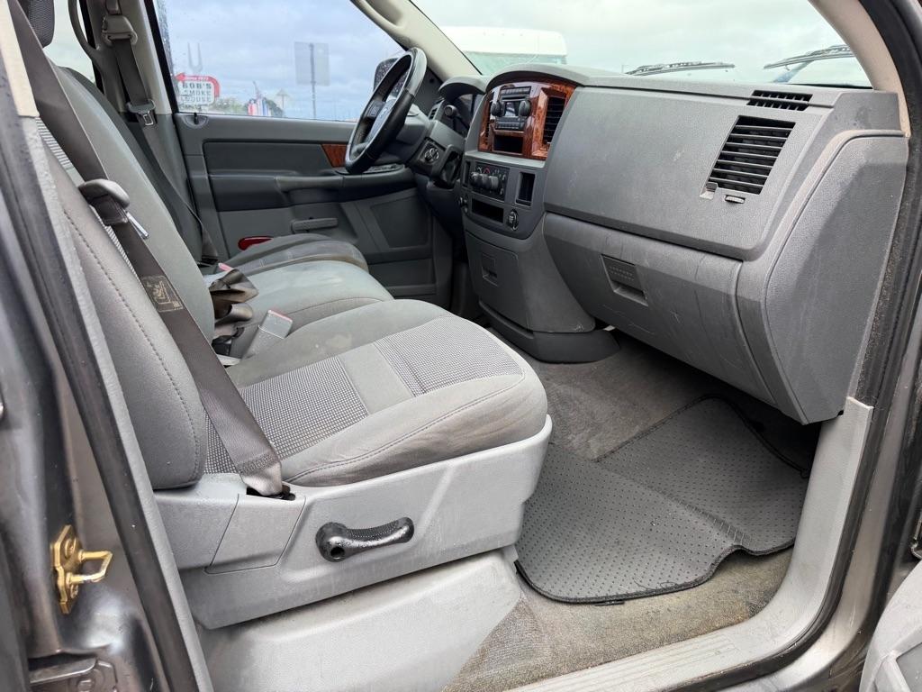 Dodge Ram 1500 ST Quad Cab 2WD 2006