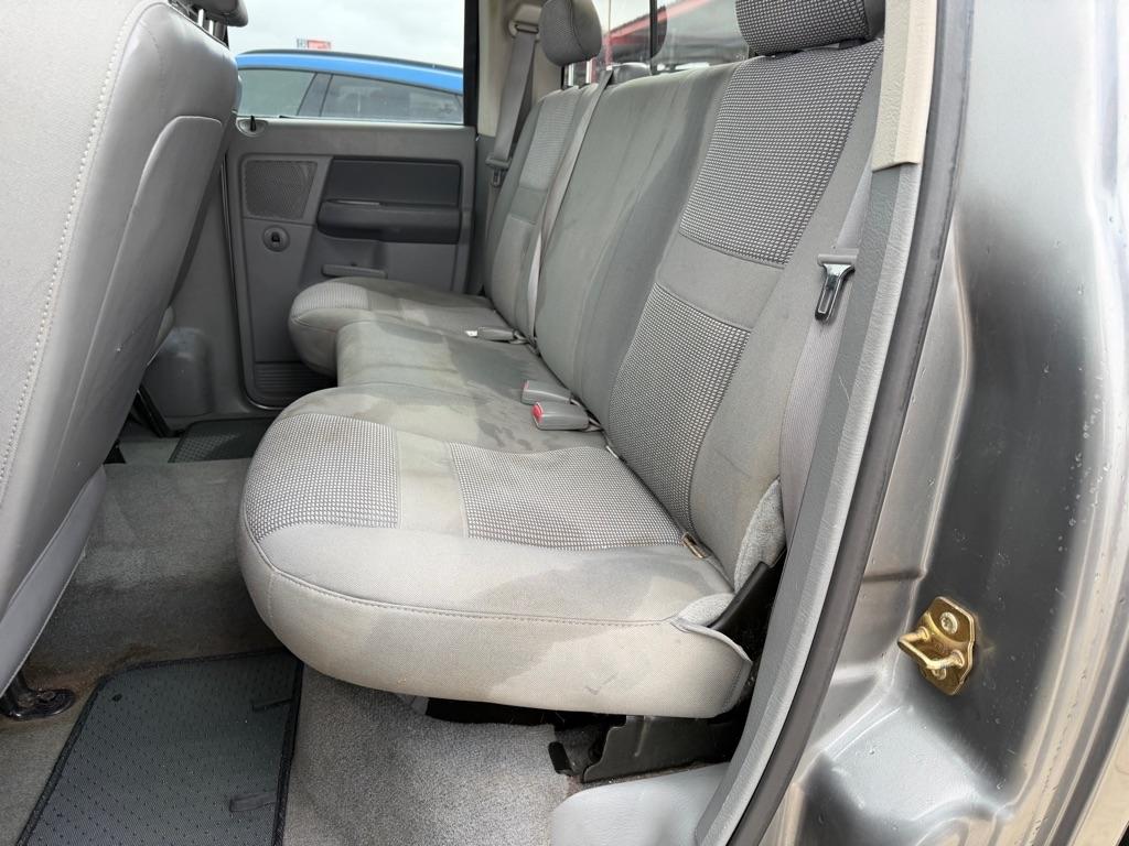 Dodge Ram 1500 ST Quad Cab 2WD 2006
