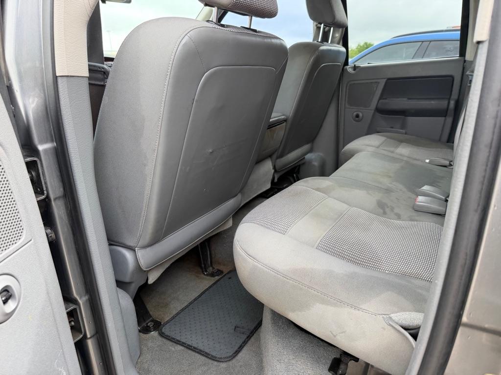 Dodge Ram 1500 ST Quad Cab 2WD 2006