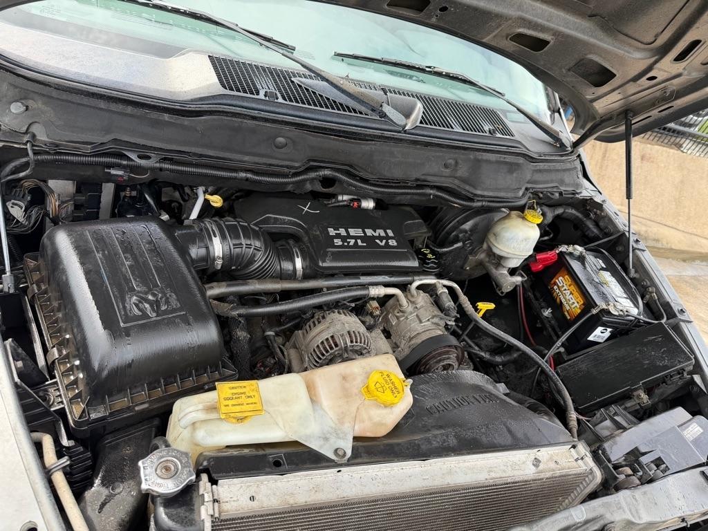 Dodge Ram 1500 ST Quad Cab 2WD 2006