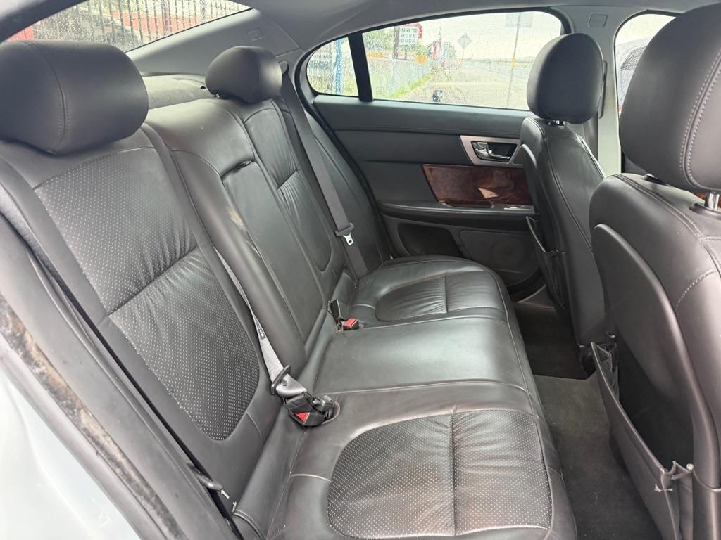 Jaguar XF-Series Supercharged 2009