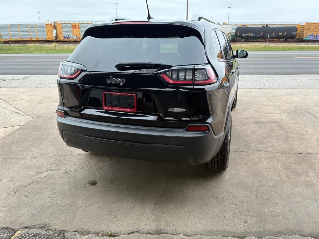 Jeep Cherokee Latitude FWD 2019