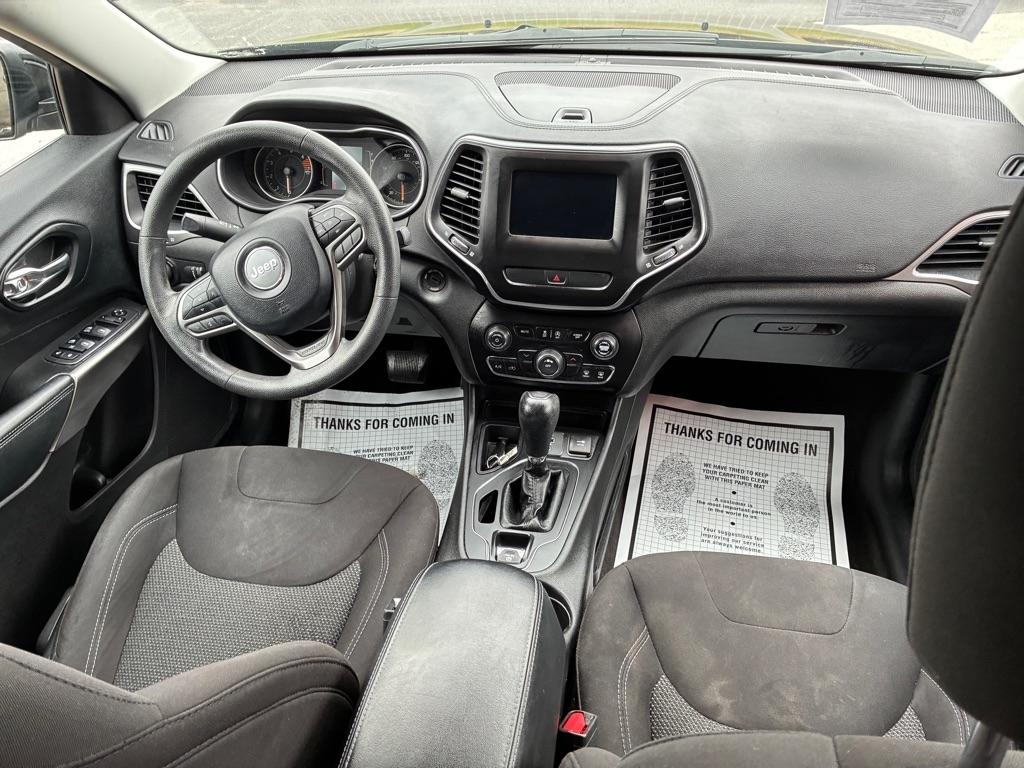 Jeep Cherokee Latitude FWD 2019