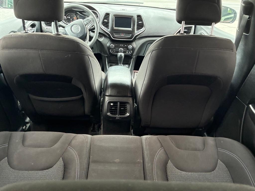 Jeep Cherokee Latitude FWD 2019