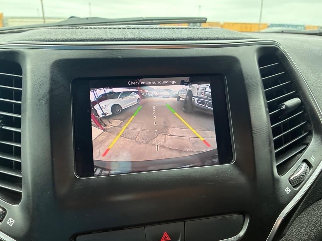 Jeep Cherokee Latitude FWD 2019