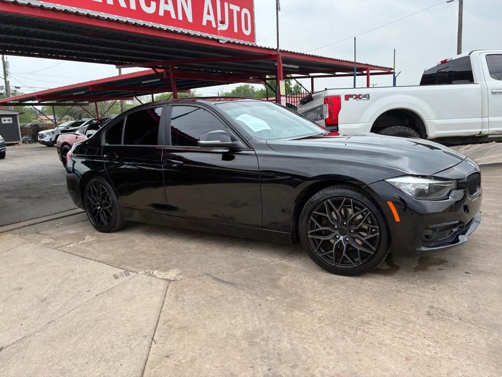 BMW 3-Series 320i Sedan 2017