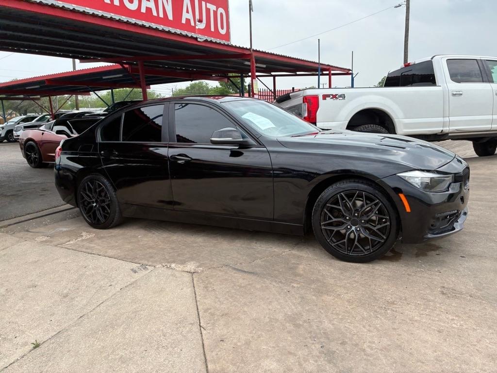 BMW 3-Series 320i Sedan 2017