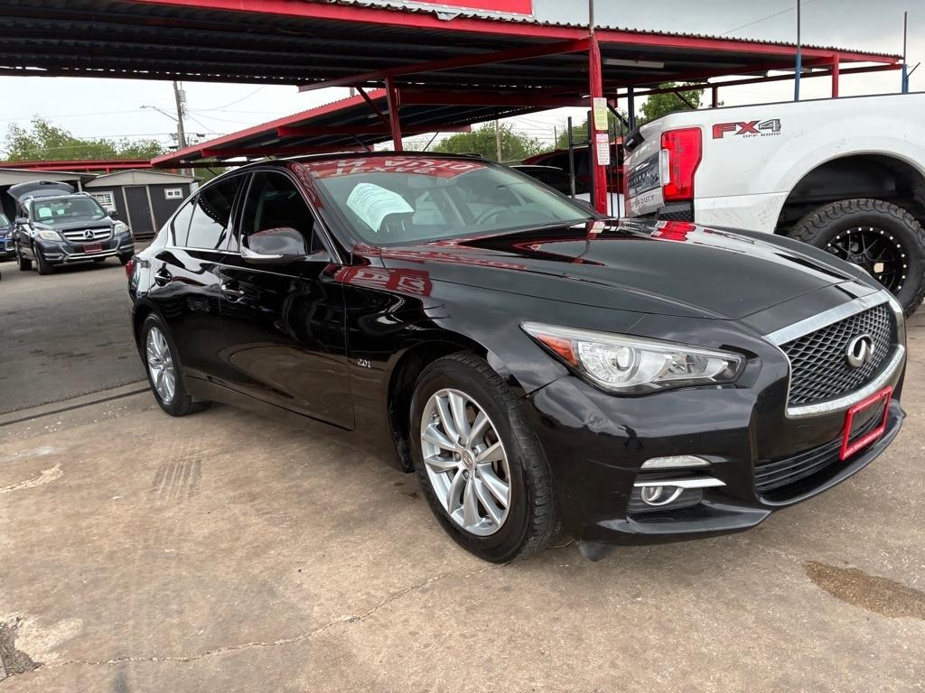 Infiniti Q50 2.0t Premium 2017