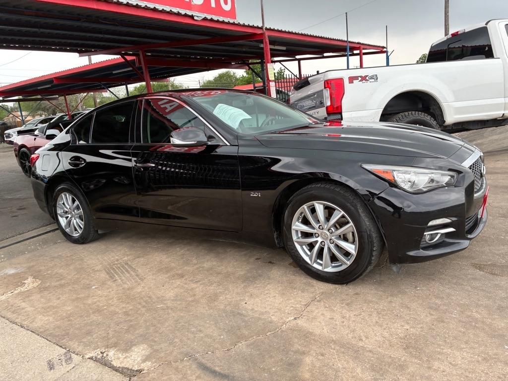 Infiniti Q50 2.0t Premium 2017
