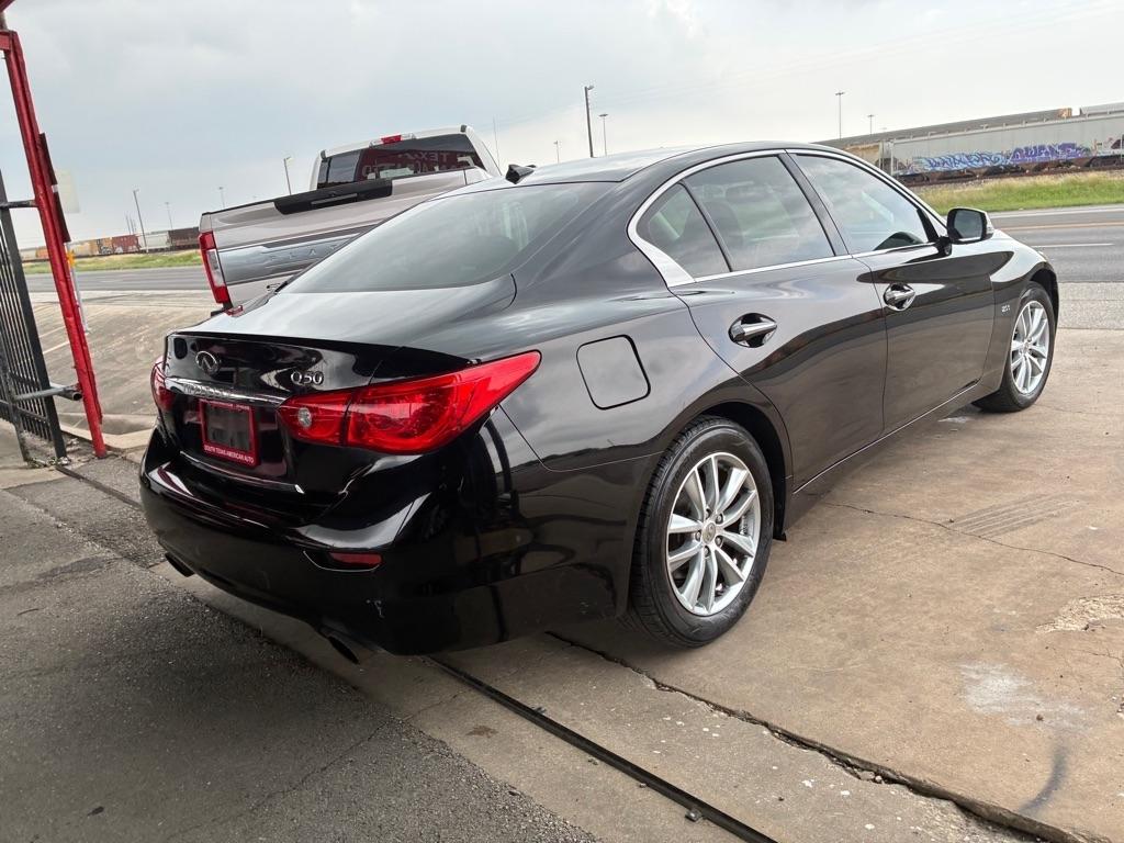 Infiniti Q50 2.0t Premium 2017