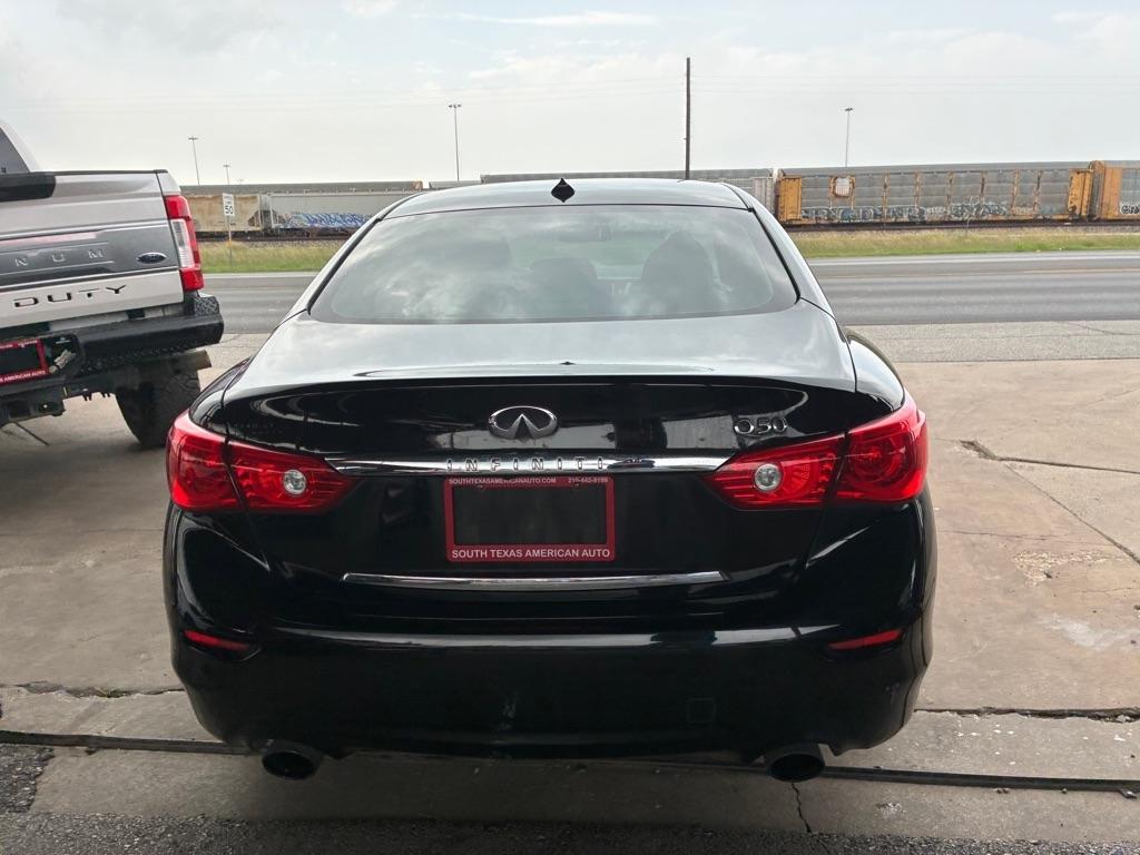 Infiniti Q50 2.0t Premium 2017