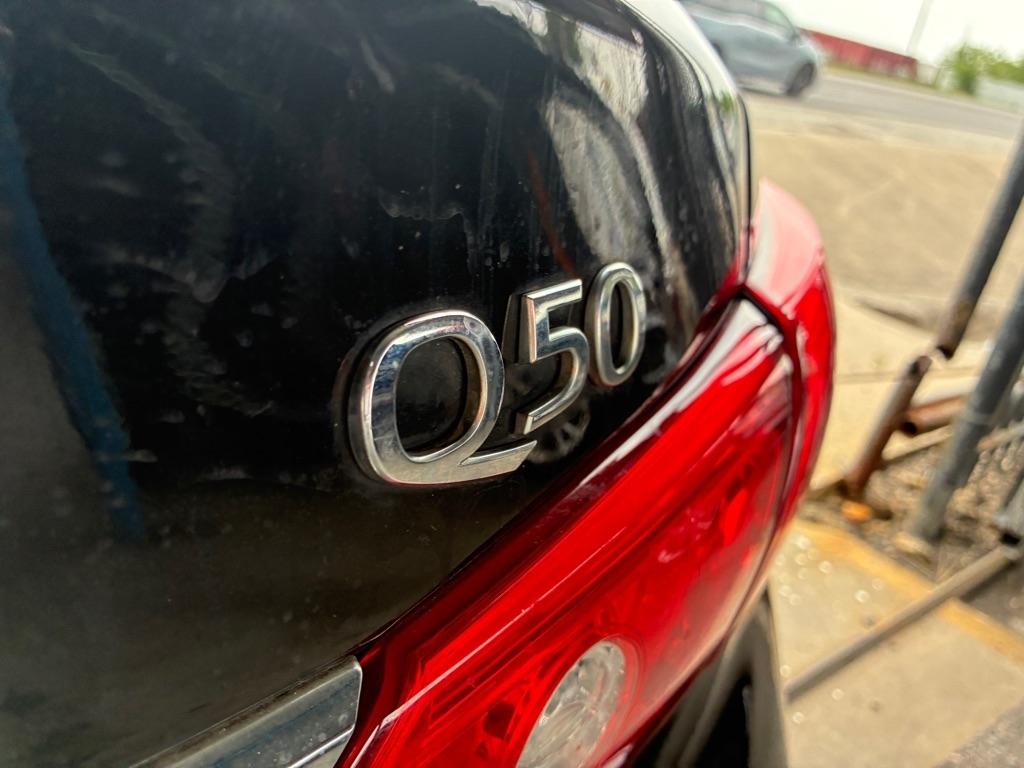 Infiniti Q50 2.0t Premium 2017