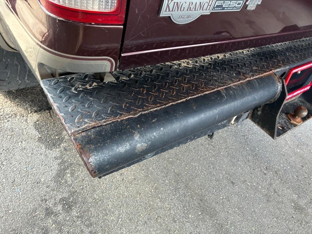 Ford F-250 SD XL Crew Cab 4WD 2004