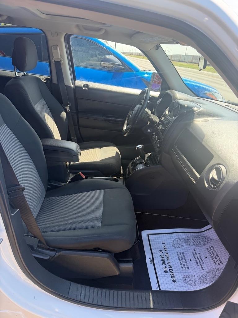 Jeep Patriot Latitude 2WD 2014