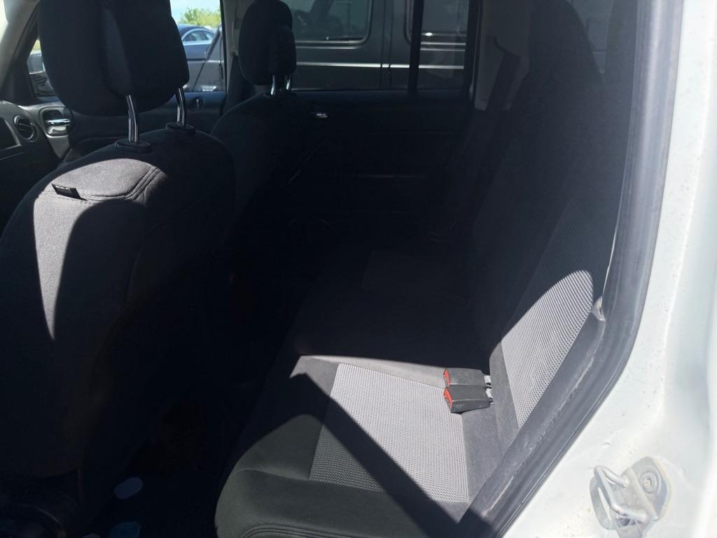 Jeep Patriot Latitude 2WD 2014