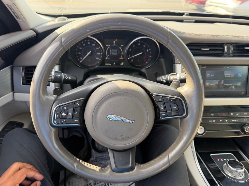 Jaguar XF-Series 35t Prestige 2016