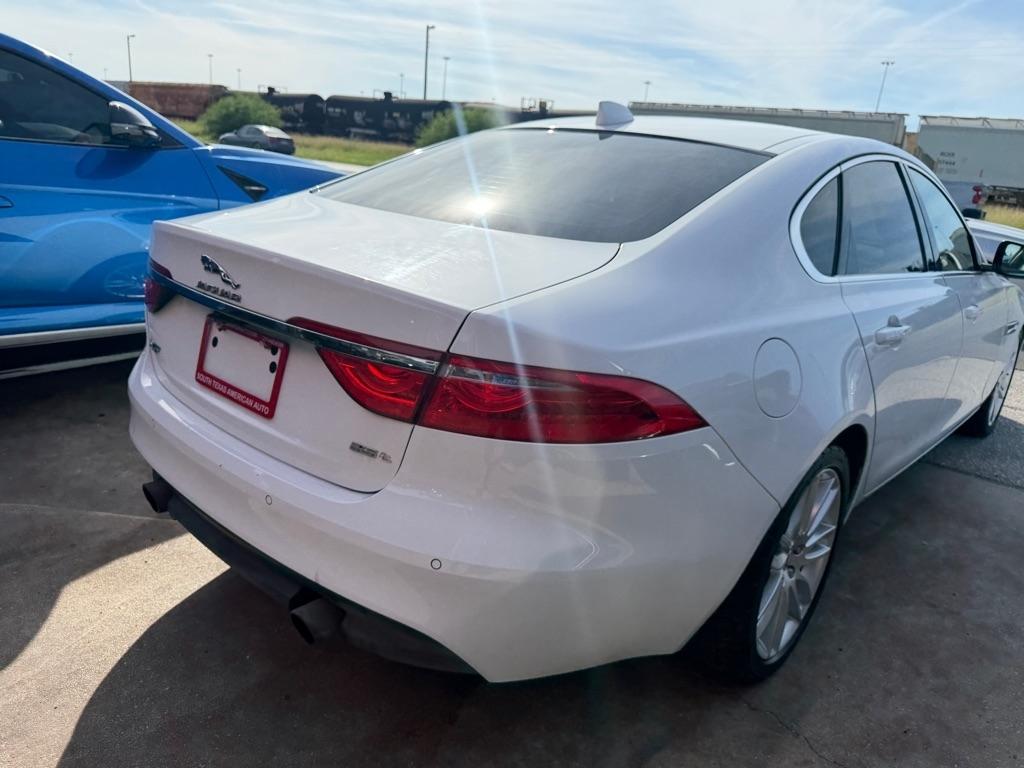Jaguar XF-Series 35t Prestige 2016
