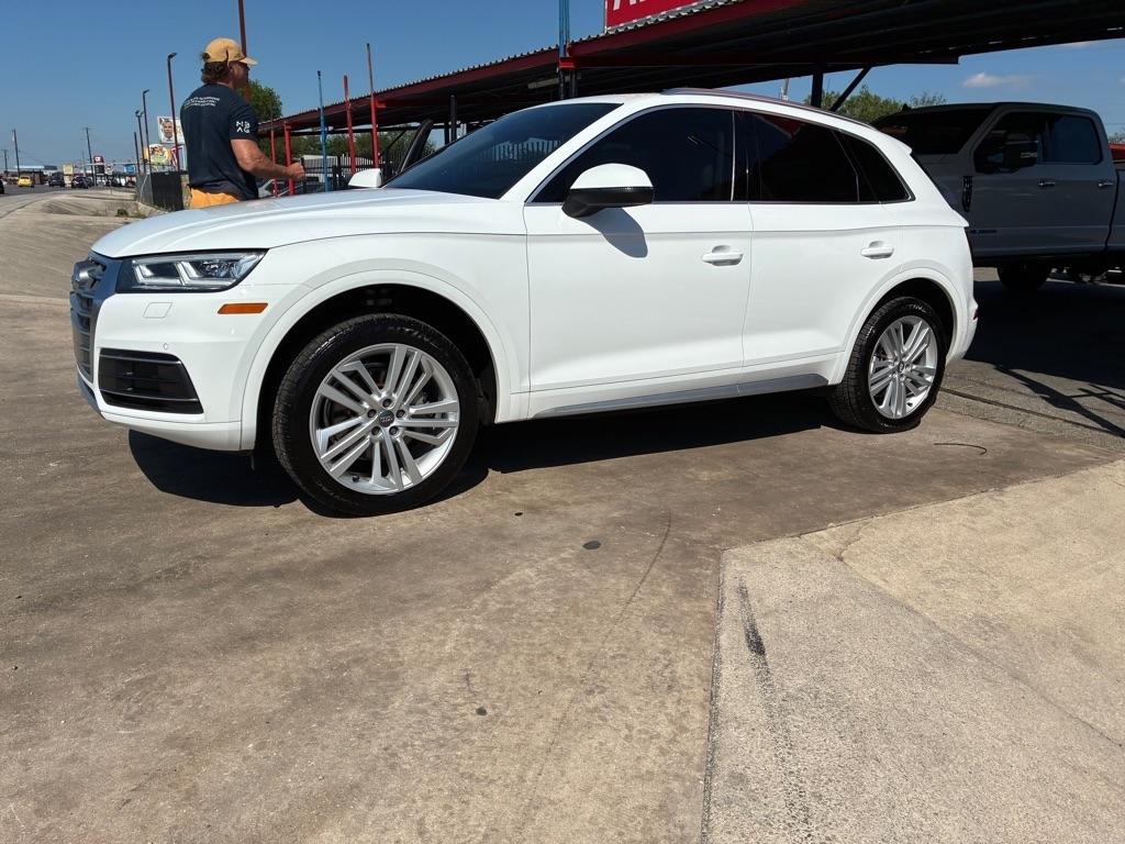 Audi Q5 2.0T Premium Plus quattro 2018