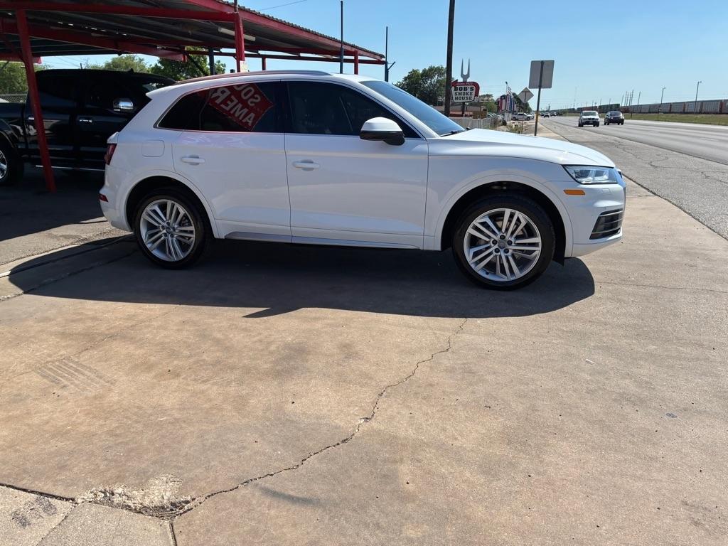 Audi Q5 2.0T Premium Plus quattro 2018