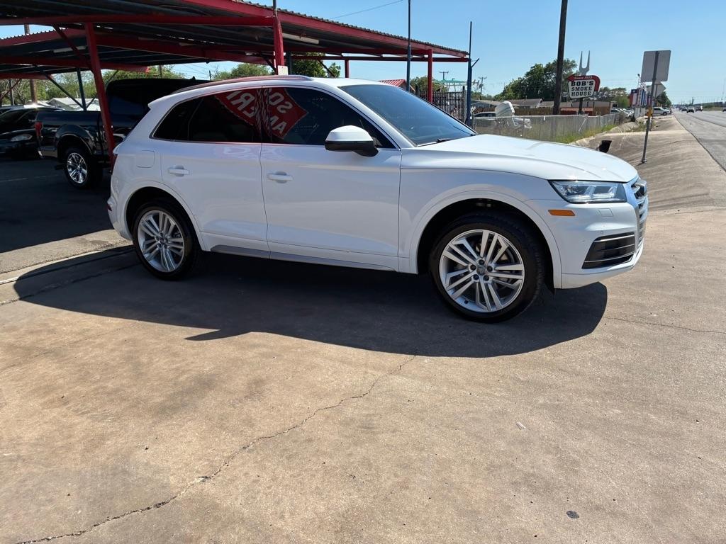 Audi Q5 2.0T Premium Plus quattro 2018