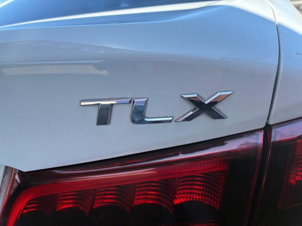 Acura TLX 8-Spd DCT w/Technology Package 2015