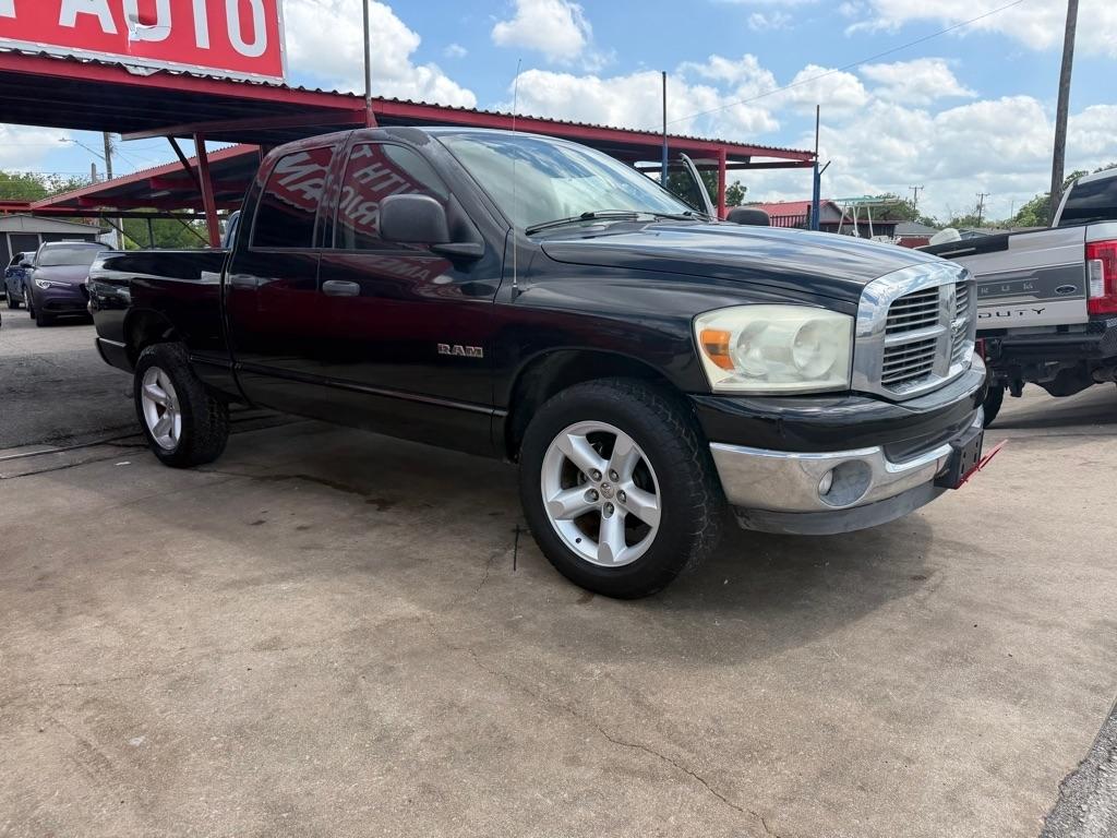 Dodge Ram 1500 ST Quad Cab 4WD 2008