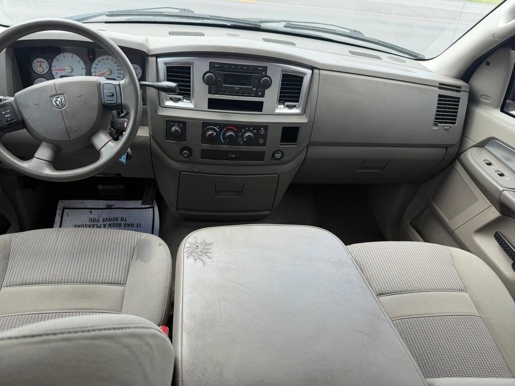 Dodge Ram 1500 ST Quad Cab 4WD 2008