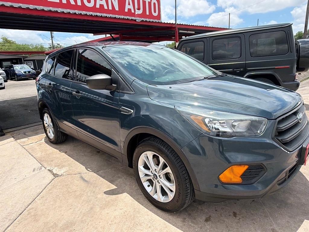 Ford Escape S FWD 2019