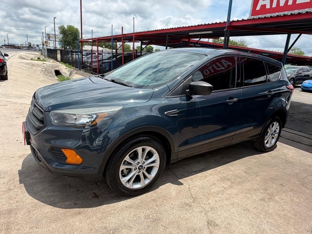 Ford Escape S FWD 2019