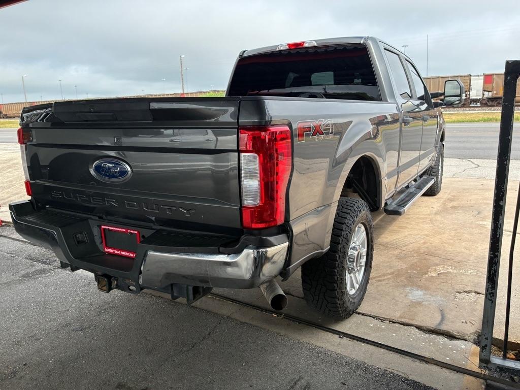 Ford F-250 SD King Ranch Crew Cab 4WD 2019